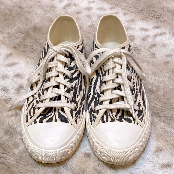 American Eagle Outfitters Shoes American Eagle Zebra Print